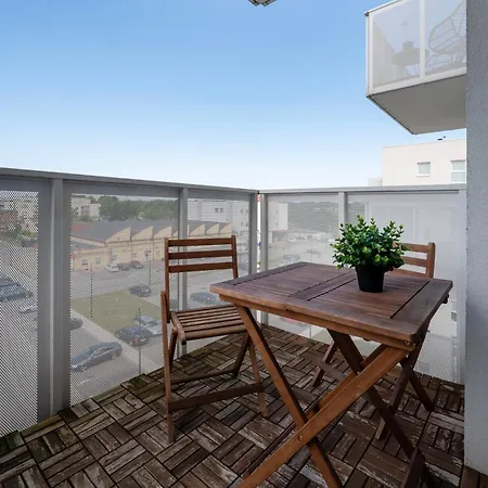Wroblewskiego Apt - Balcony, Parking, Workspace - By Rentujemy * Lodz
