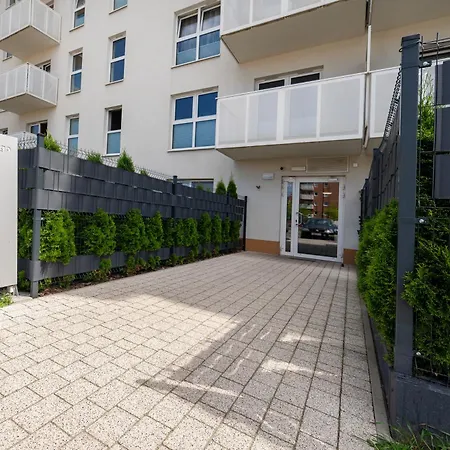 Wroblewskiego Apt - Balcony, Parking, Workspace - By Rentujemy